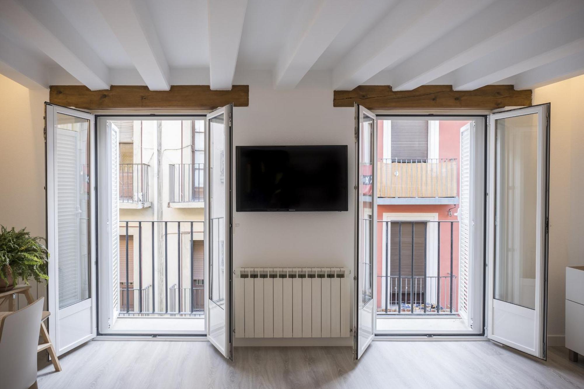 El Mirador De La Estafeta By Clabao Apartment Pamplona Exterior photo